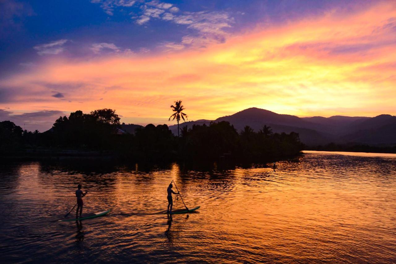 Mad Monkey Hostel Kampot (Adults Only) Buitenkant foto
