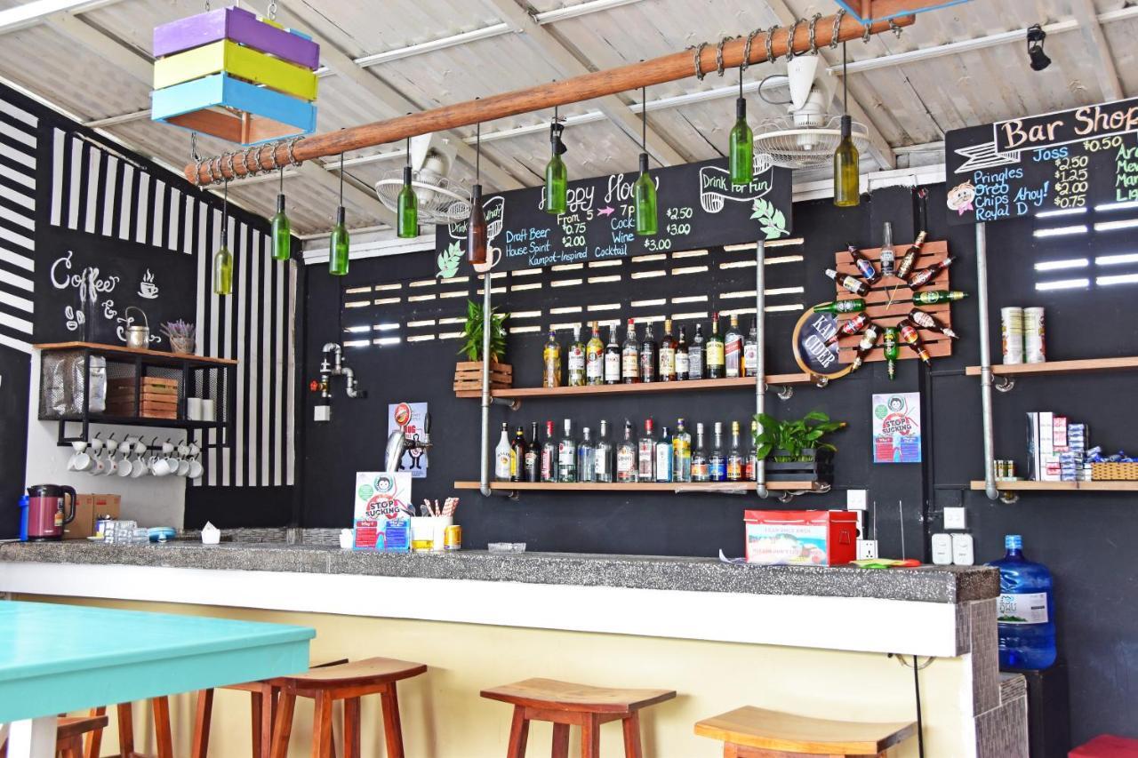 Mad Monkey Hostel Kampot (Adults Only) Buitenkant foto